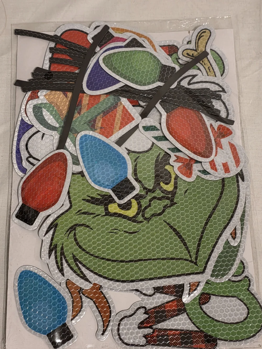 NEW Dr Seuss How The Grinch Stole Christmas Create-A-Scene Magnet Set 30+ Magnet